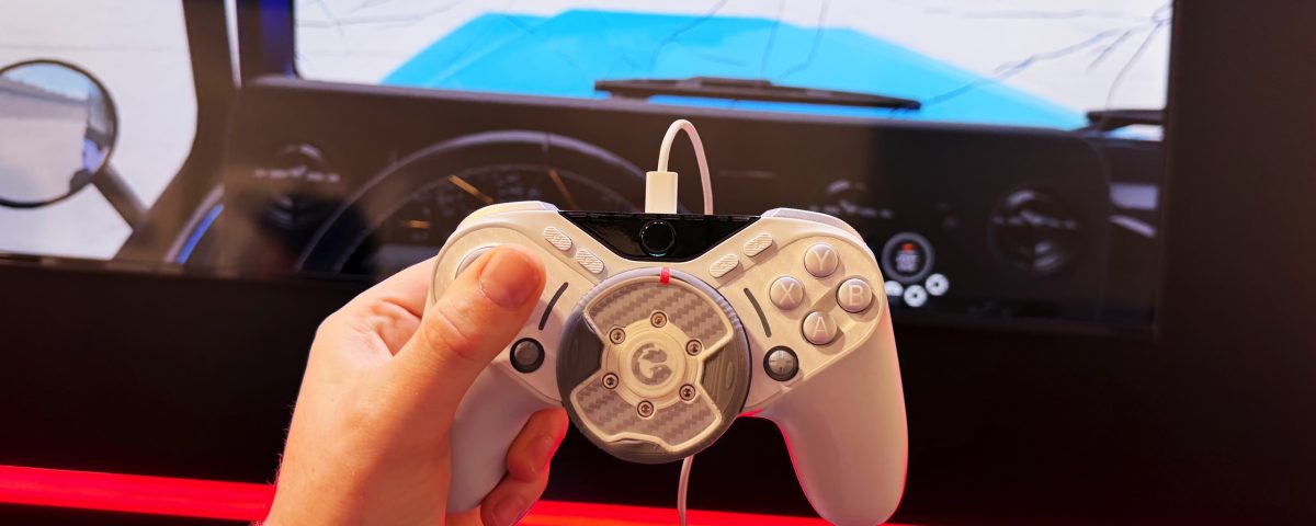 Vizual pentru this game controller pe secureitsolutions.ro