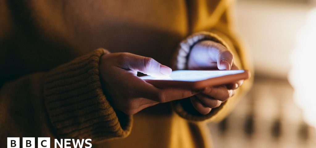 Vizual pentru government accused dragging pe secureitsolutions.ro