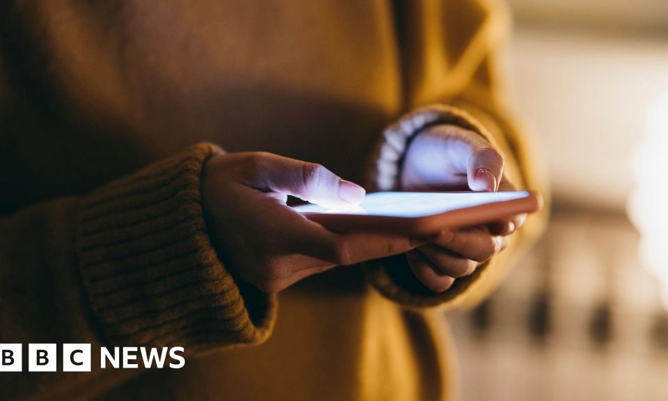 Vizual pentru government accused dragging pe secureitsolutions.ro