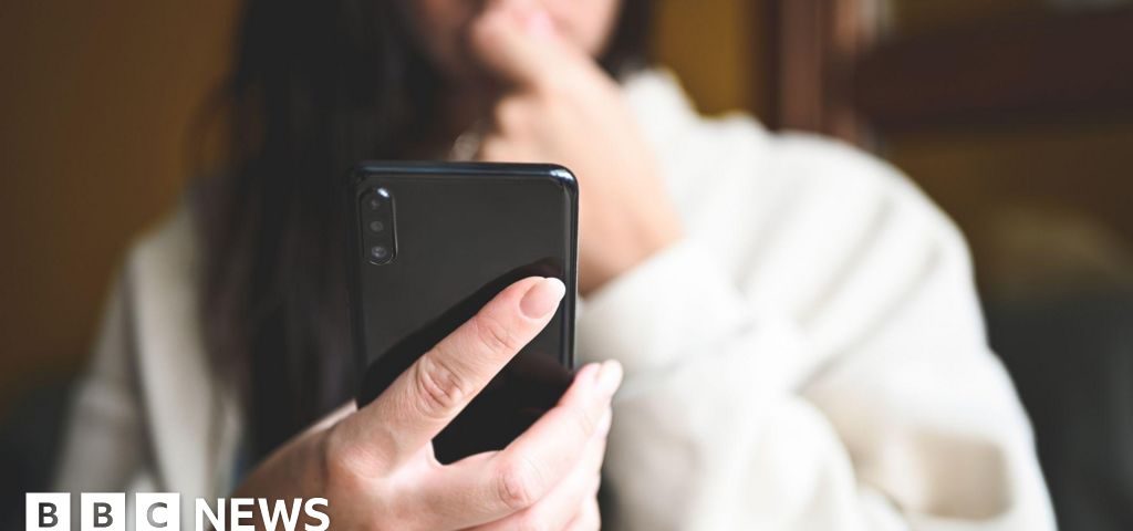 Foto reprezentând bring into force - Outsourcing IT Romania