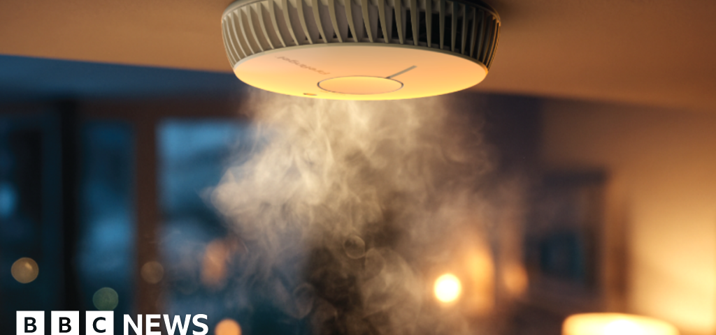 Imagine despre they essential smoke - secureitsolutions.ro