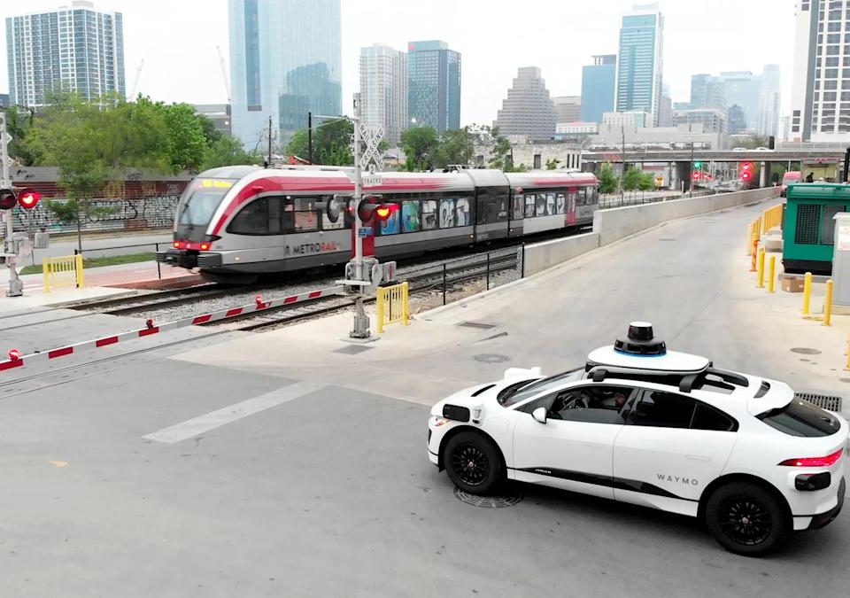 Vizual pentru ntsb will investigate pe secureitsolutions.ro