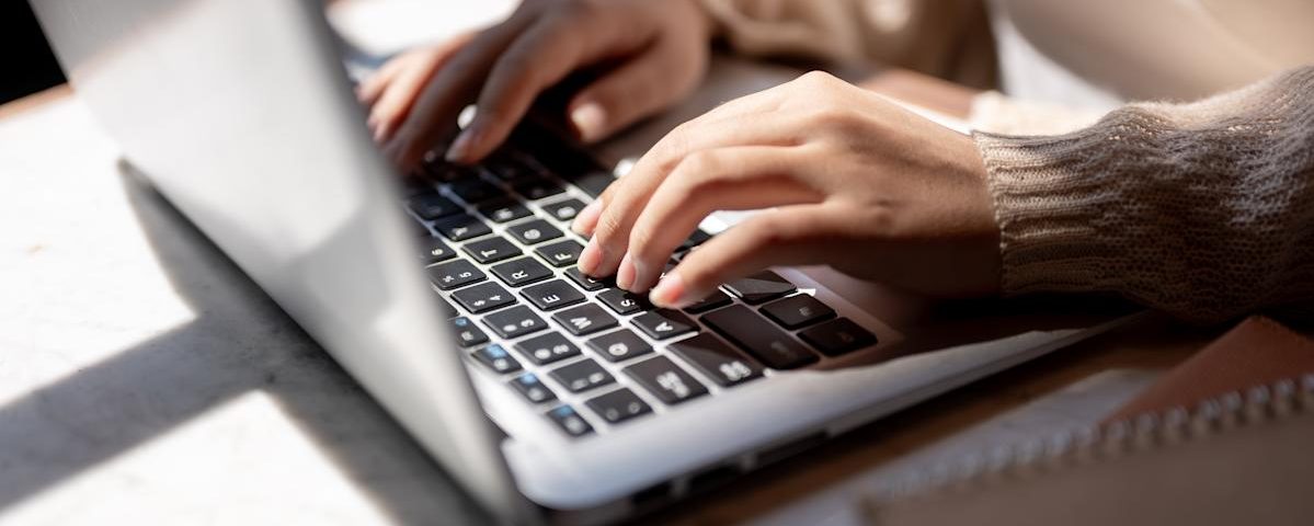 notepad says hijacked - Imagine ilustrativă