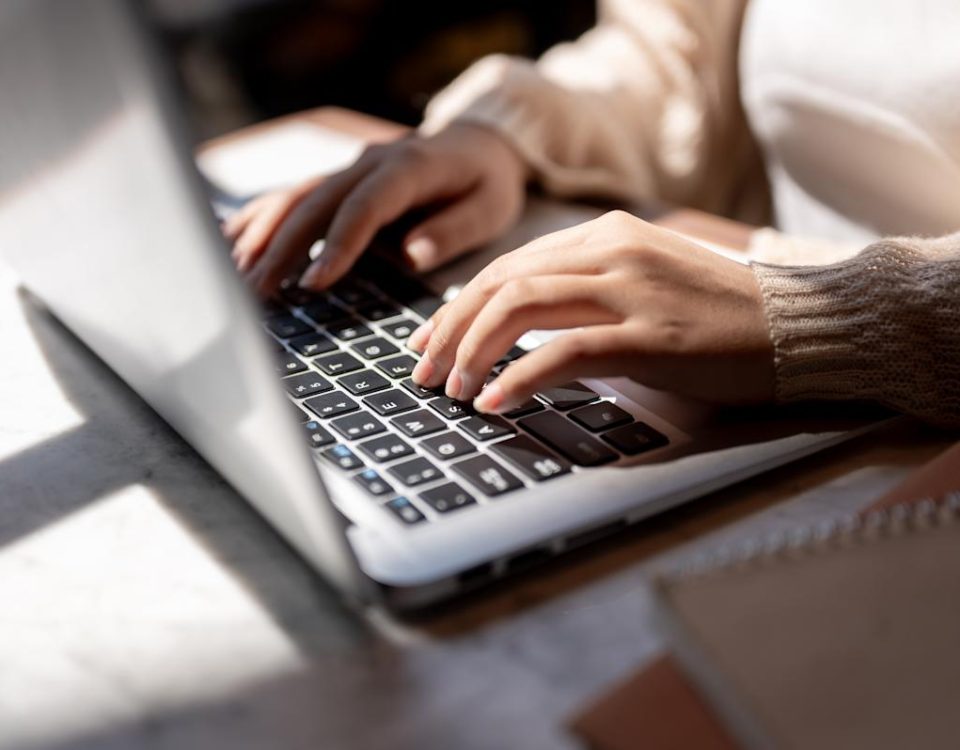 notepad says hijacked - Imagine ilustrativă