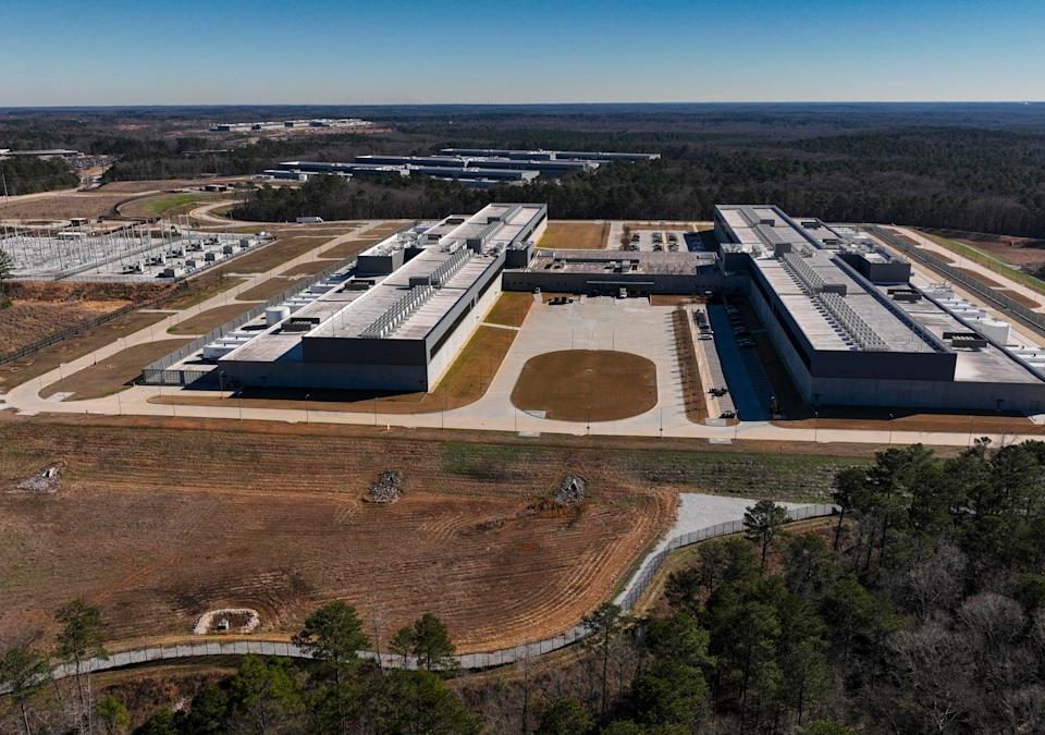 Vizual pentru york lawmakers introduce pe secureitsolutions.ro