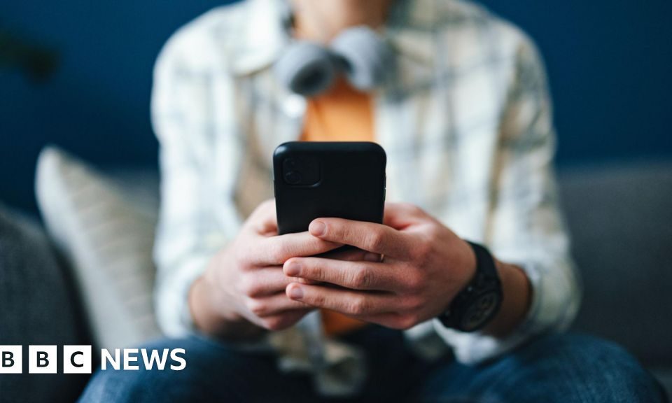 Foto reprezentând porn site fined - Outsourcing IT Romania