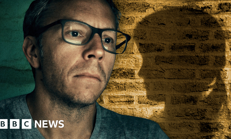 dark agent spotted - Imagine ilustrativă