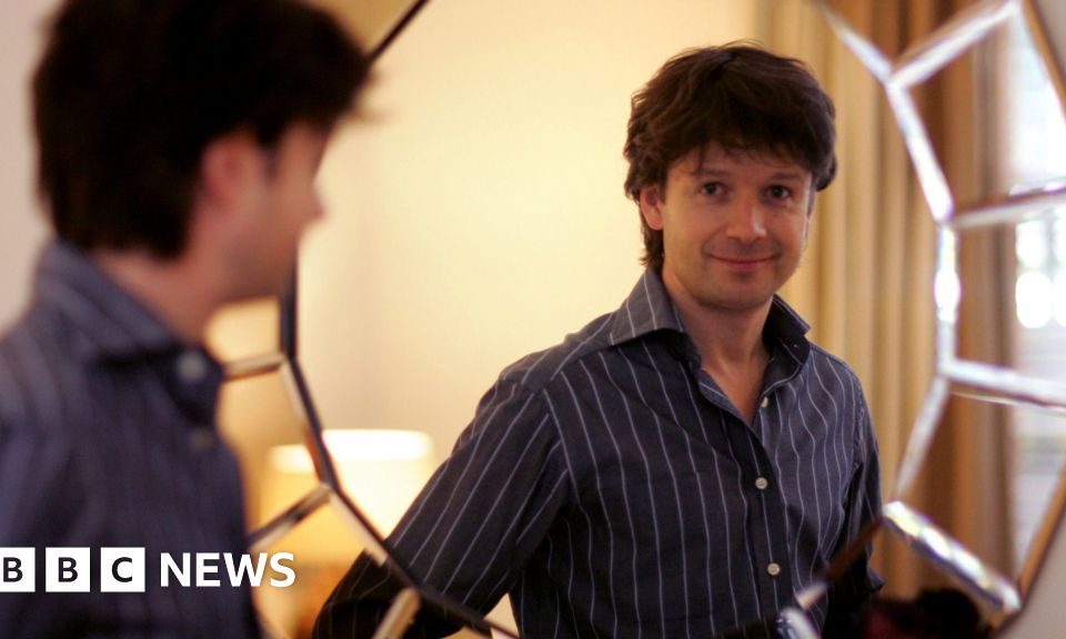 Foto reprezentând asos founder dies - Outsourcing IT Romania