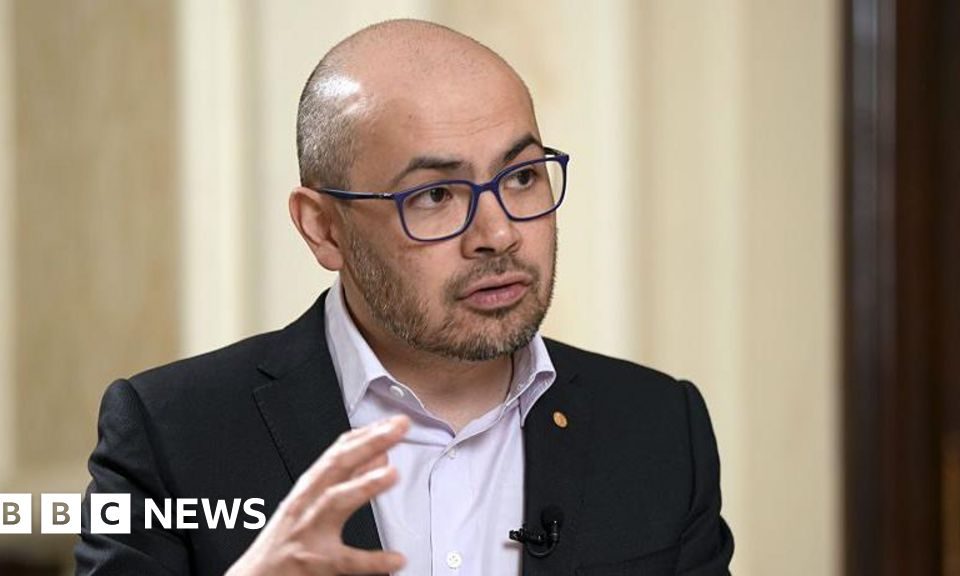 Foto reprezentând urgent research needed - Outsourcing IT Romania