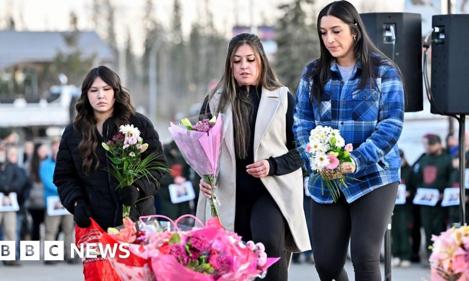 Foto reprezentând tumbler ridge suspect - Outsourcing IT Romania