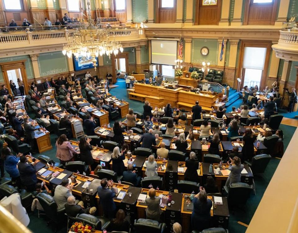 Foto reprezentând colorado working bill - Outsourcing IT Romania