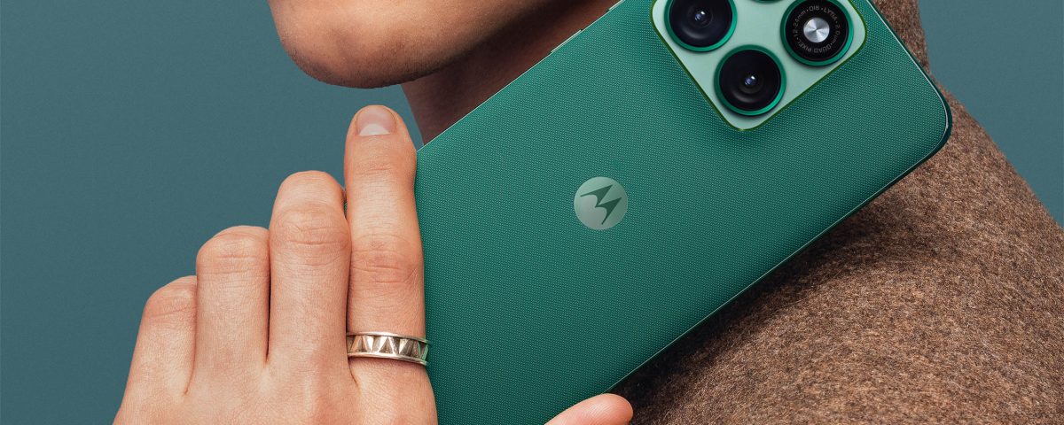 Foto reprezentând motorola edge fusion - Outsourcing IT Romania