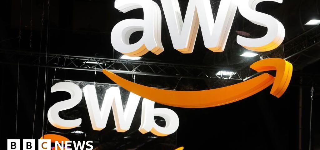 Foto reprezentând amazon says drones - Outsourcing IT Romania