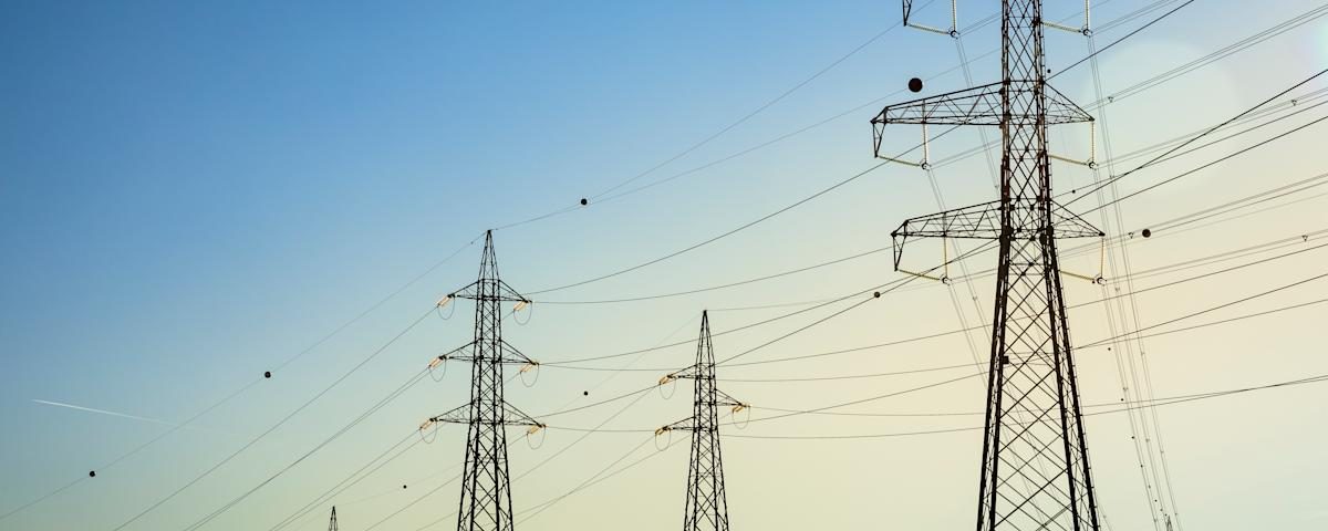 Vizual pentru tech companies agree pe secureitsolutions.ro