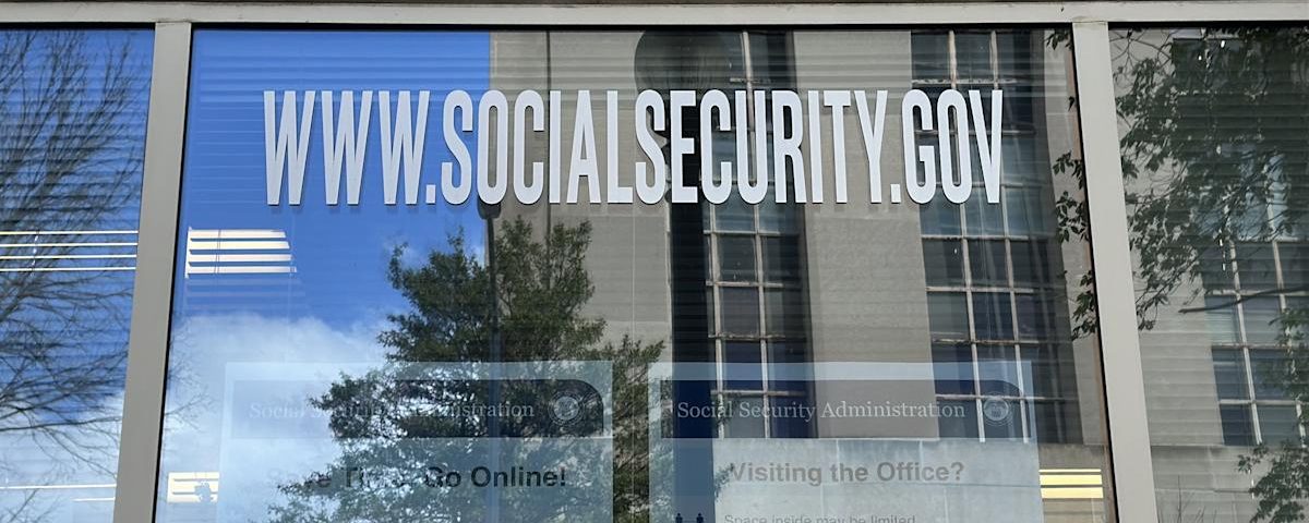 Vizual pentru social security watchdog pe secureitsolutions.ro